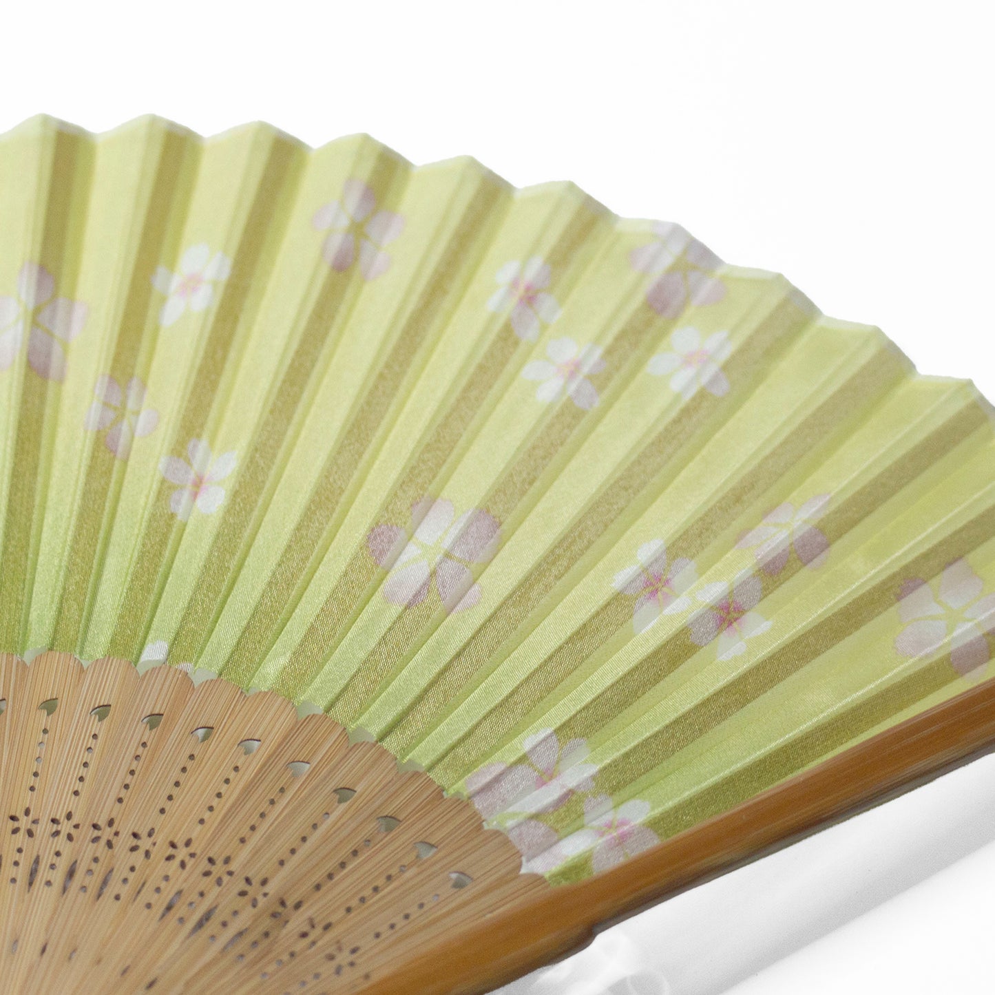 シルク扇子 親骨塗初恋 Silk Fan First love